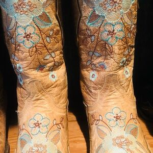 New Embroidered Floral Bonnie Bone 9.5  Old Gringo Boots